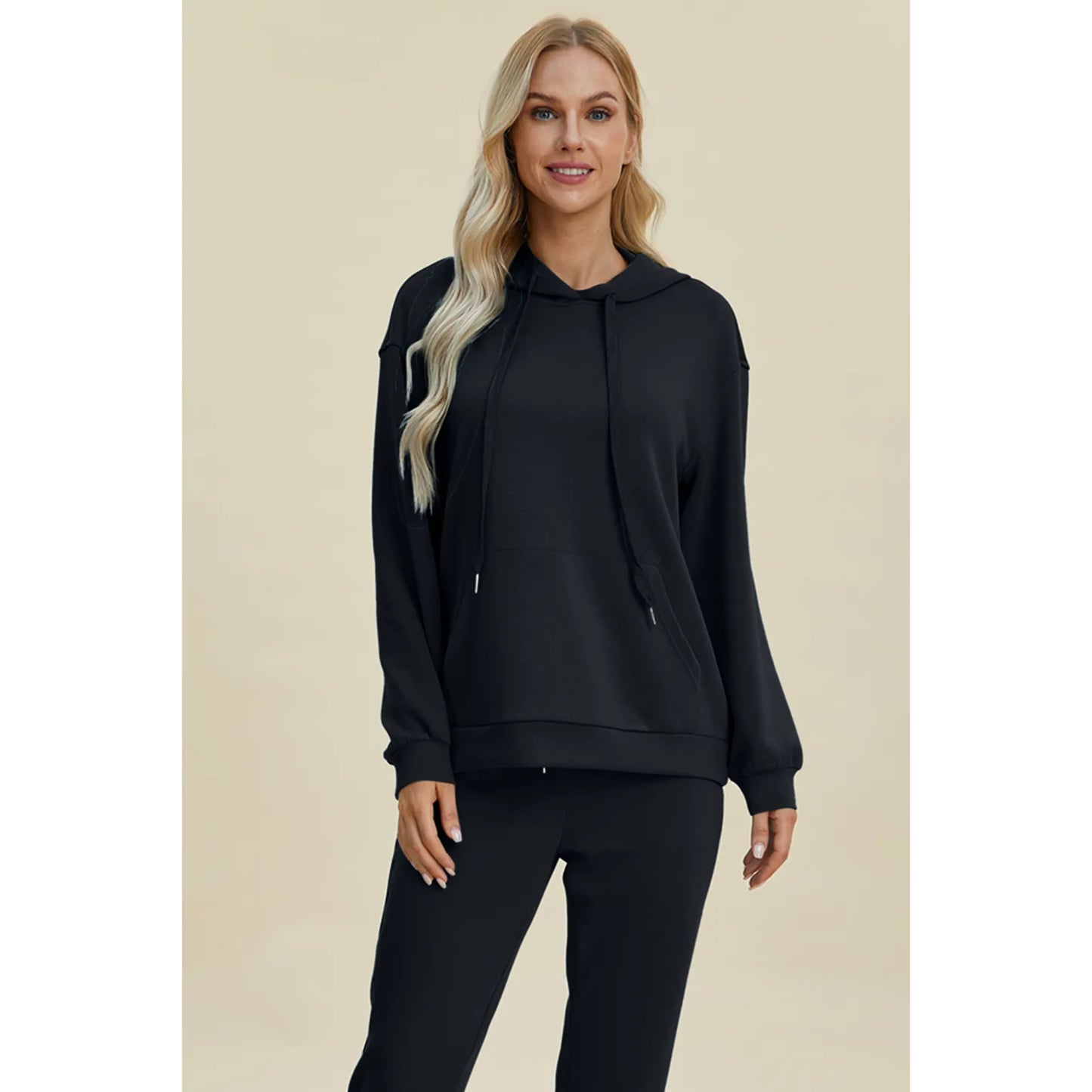 Basic Bae Långärmad Hoodie med Ficka och Snörning